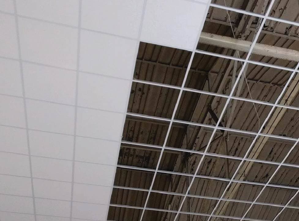 Gypsum Ceiling Tiles (2x2)